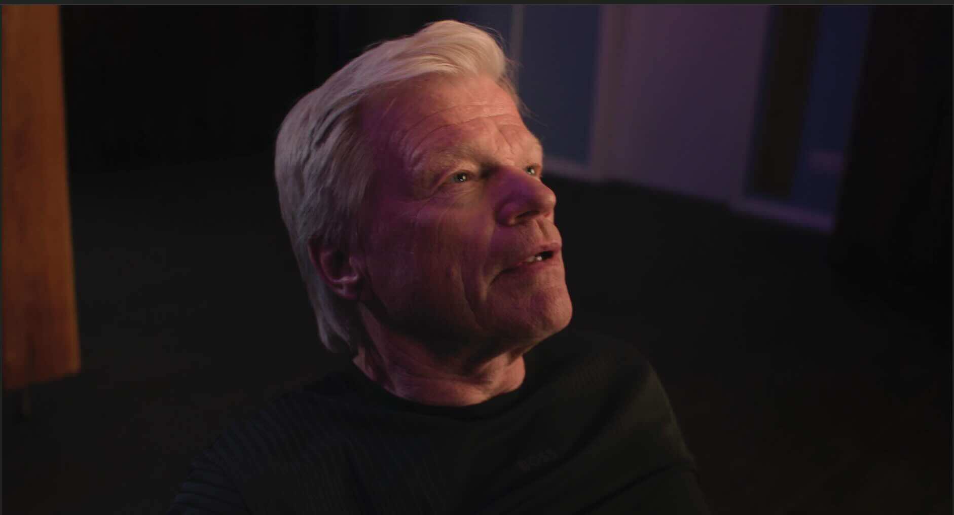 GOVEE // OLIVER KAHN